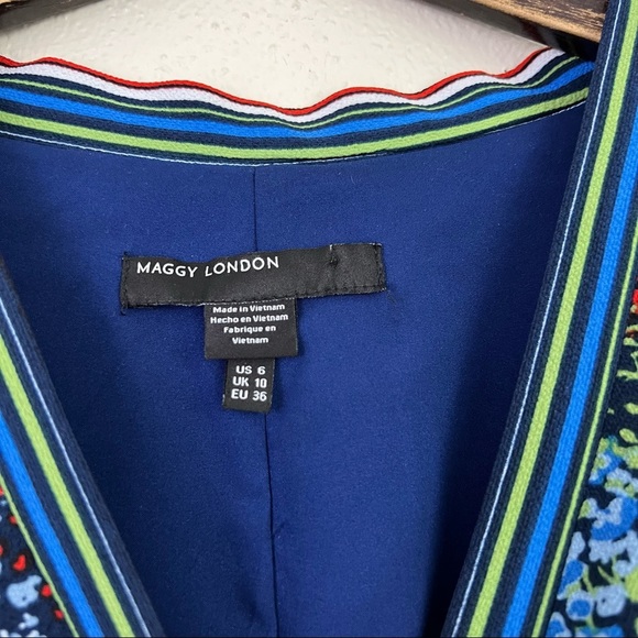 Maggy London Abbi Flounce Tea Length Floral Dress Flutter Sleeves Size 6 - Picture 4 of 13